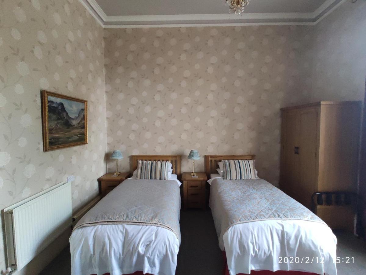 The Lodge Guest House Елгін Екстер'єр фото